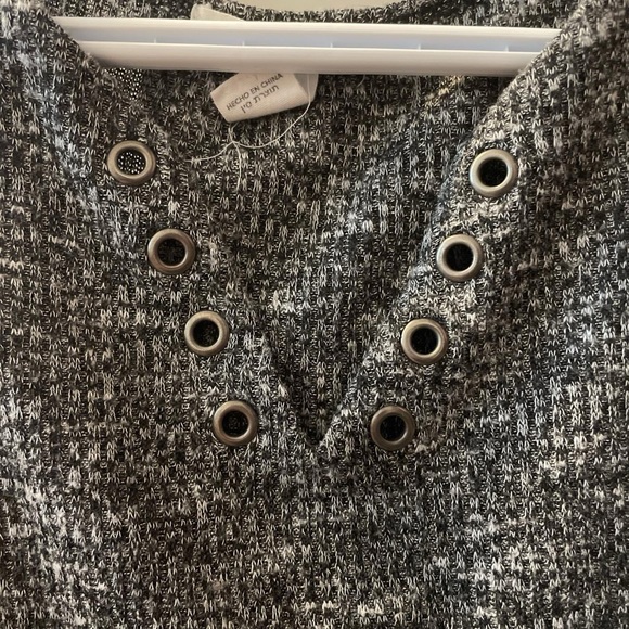 Grey Tank Top - Picture 3 of 4